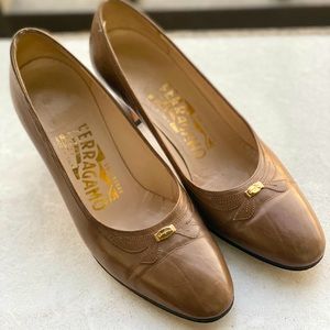 Vintage Salvatore Ferragamo Brown Heels Size 6